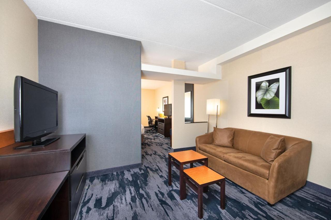 Fairfield Inn & Suites By Marriott Toronto Mississauga Ngoại thất bức ảnh