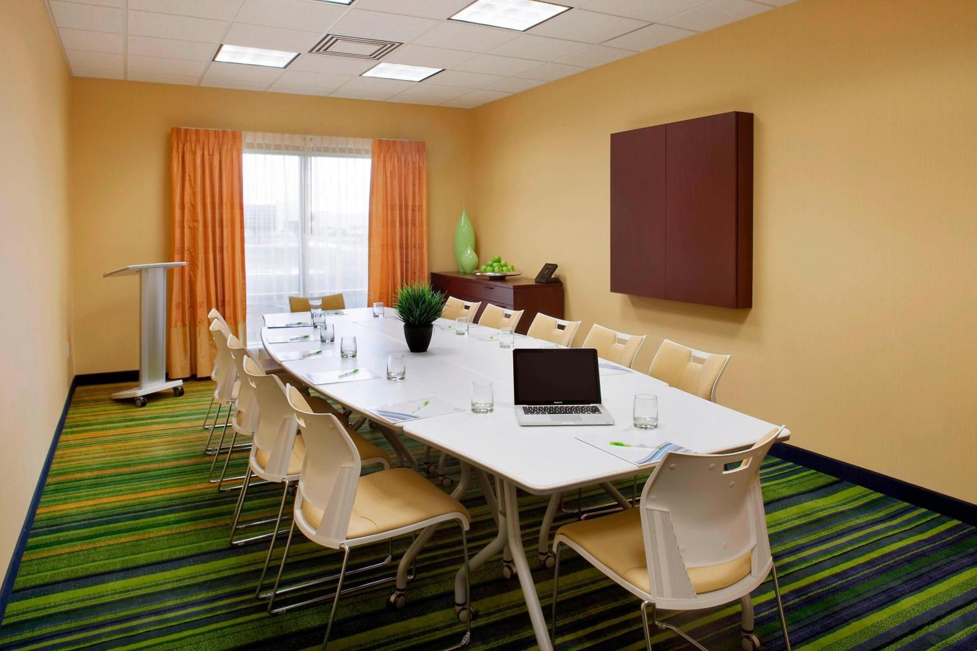 Fairfield Inn & Suites By Marriott Toronto Mississauga Ngoại thất bức ảnh