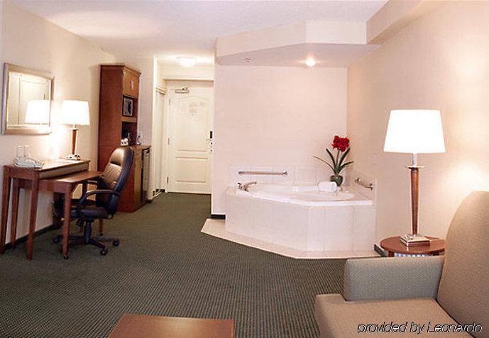 Fairfield Inn & Suites By Marriott Toronto Mississauga Ngoại thất bức ảnh