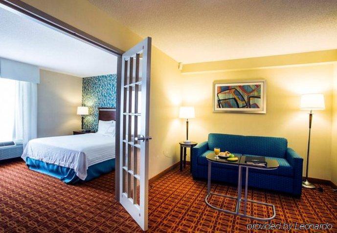 Fairfield Inn & Suites By Marriott Toronto Mississauga Ngoại thất bức ảnh